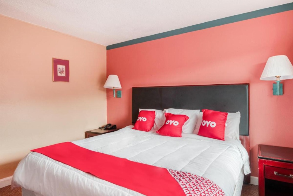 OYO Hotel Fayetteville S Eastern Blvd Image 11