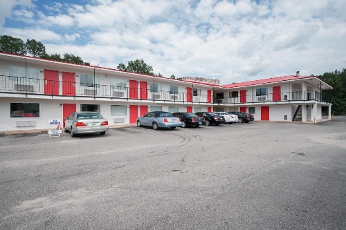 OYO Hotel Fayetteville S Eastern Blvd image 2