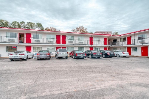 OYO Hotel Fayetteville S Eastern Blvd image 5
