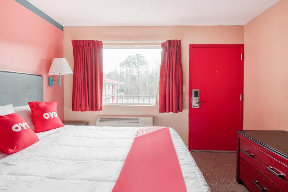 OYO Hotel Fayetteville S Eastern Blvd